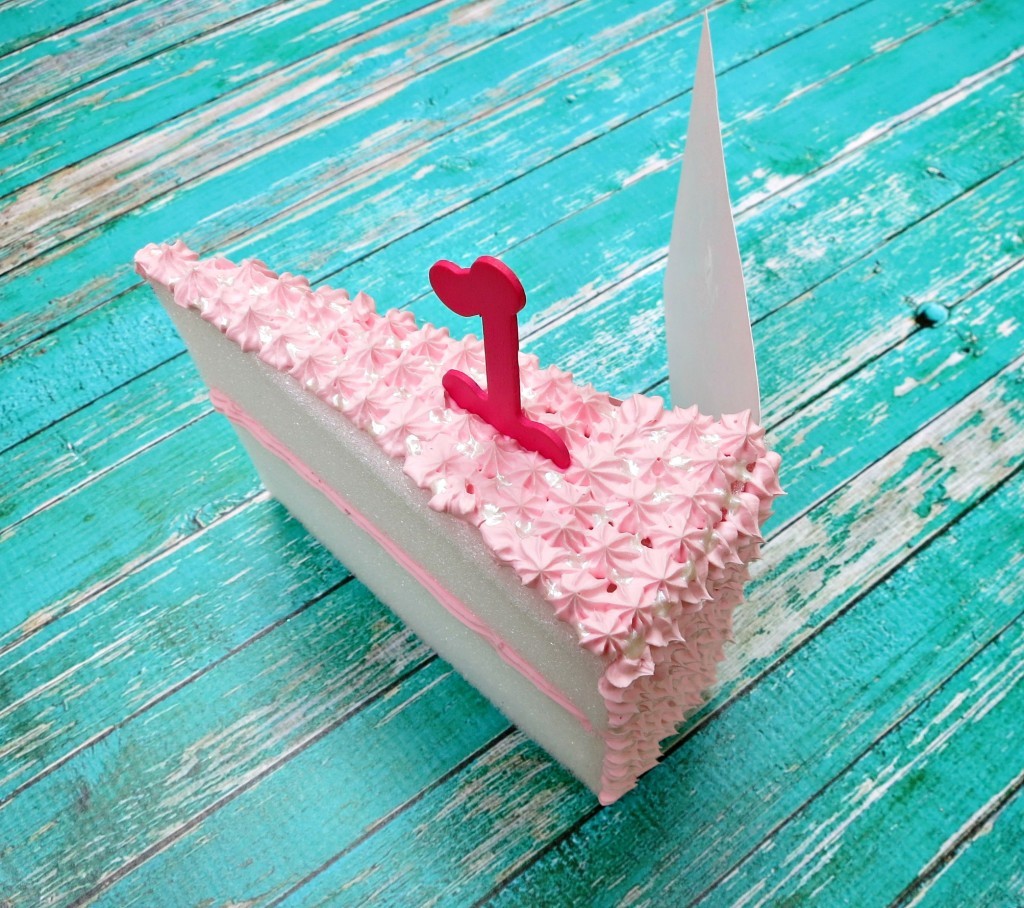 Make a birthday card that looks good enough to eat!
