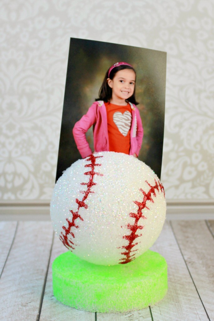 baseball memo holder