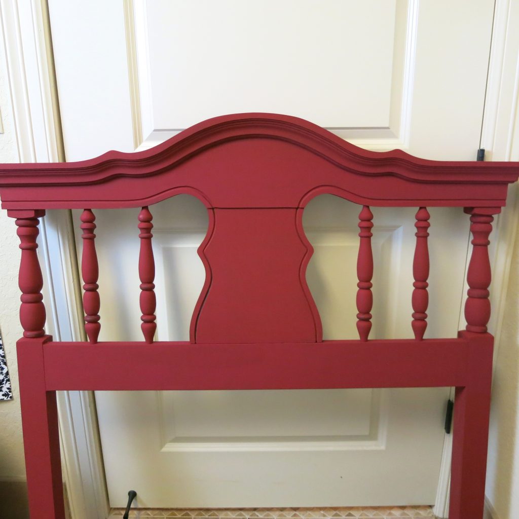Make a headboard stocking hanger to decorate your home with this Christmas. Create a beautiful, thrifted functional piece of decor.