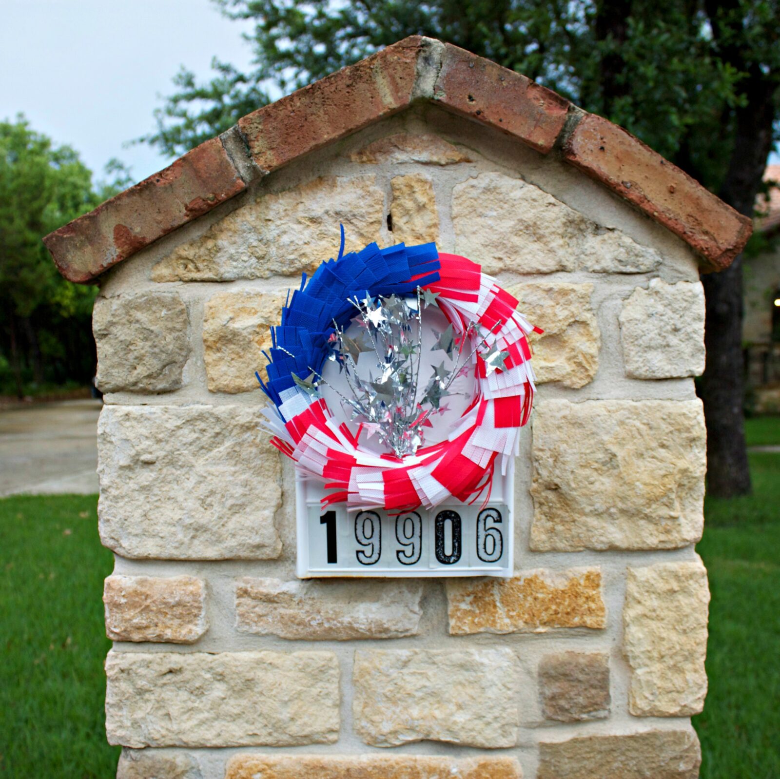 Flag Wreath for Fourth of July Made with Oly-Fun