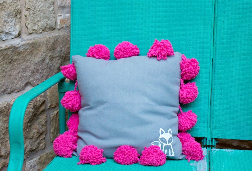 Pom Pom Pillow Tutorial: Fun DIY Decor
