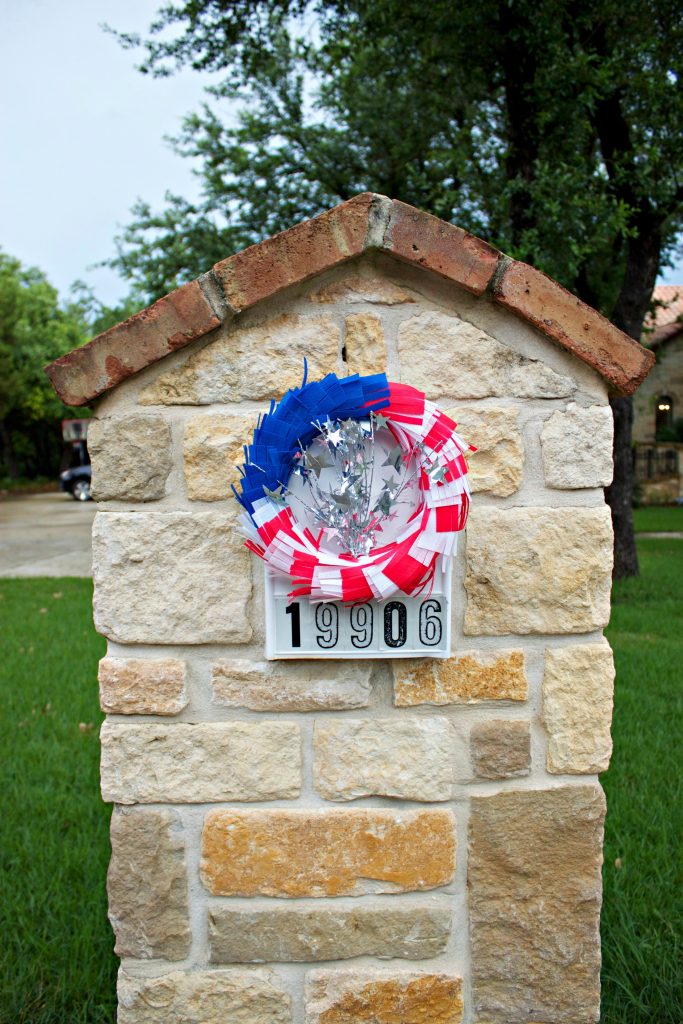 This quick project is quick and easy to make thanks to non-fraying Oly-Fun fabric!  Make an American flag wreath to decorate your home this fourth of July! 