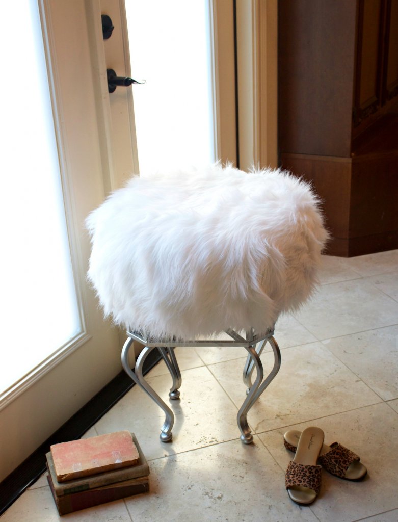 Make a furry ottoman DIY quickly and inexpensively by using a Goodwill stool and a tuffet kit from Fairfield World. Make a furry ottoman DIY quickly and inexpensively by using a Goodwill stool and a tuffet kit from Fairfield World.