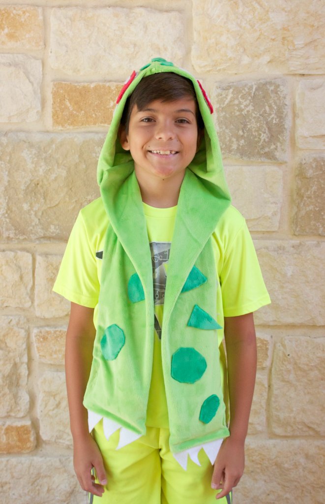 bulbasaur scarf