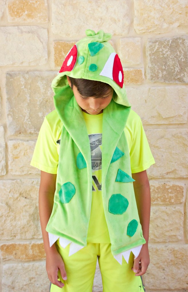 bulbasaur scarf DIY
