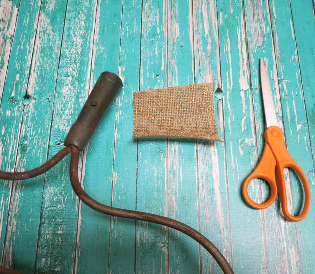 decorate a rake