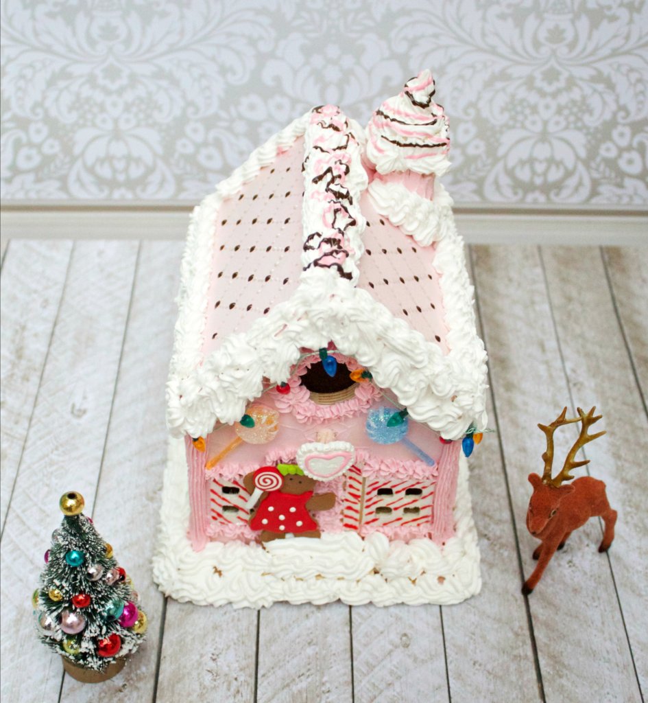 candy-house-roof