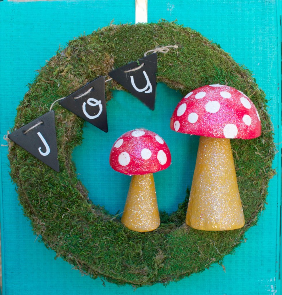 mushroom wreath DIY