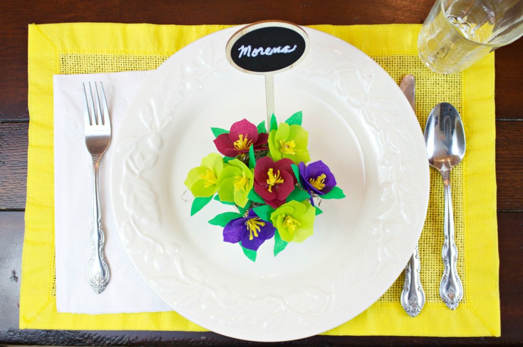 Fabric Flower Place Card Holder Tutorial