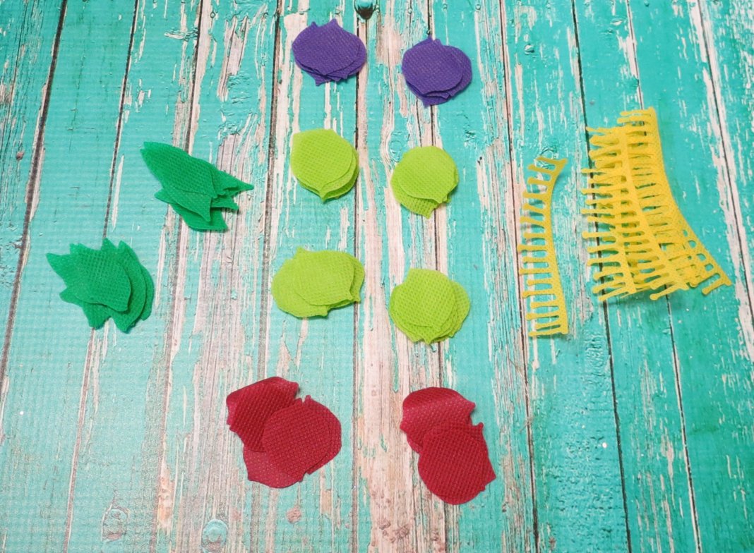 make fabric flowers