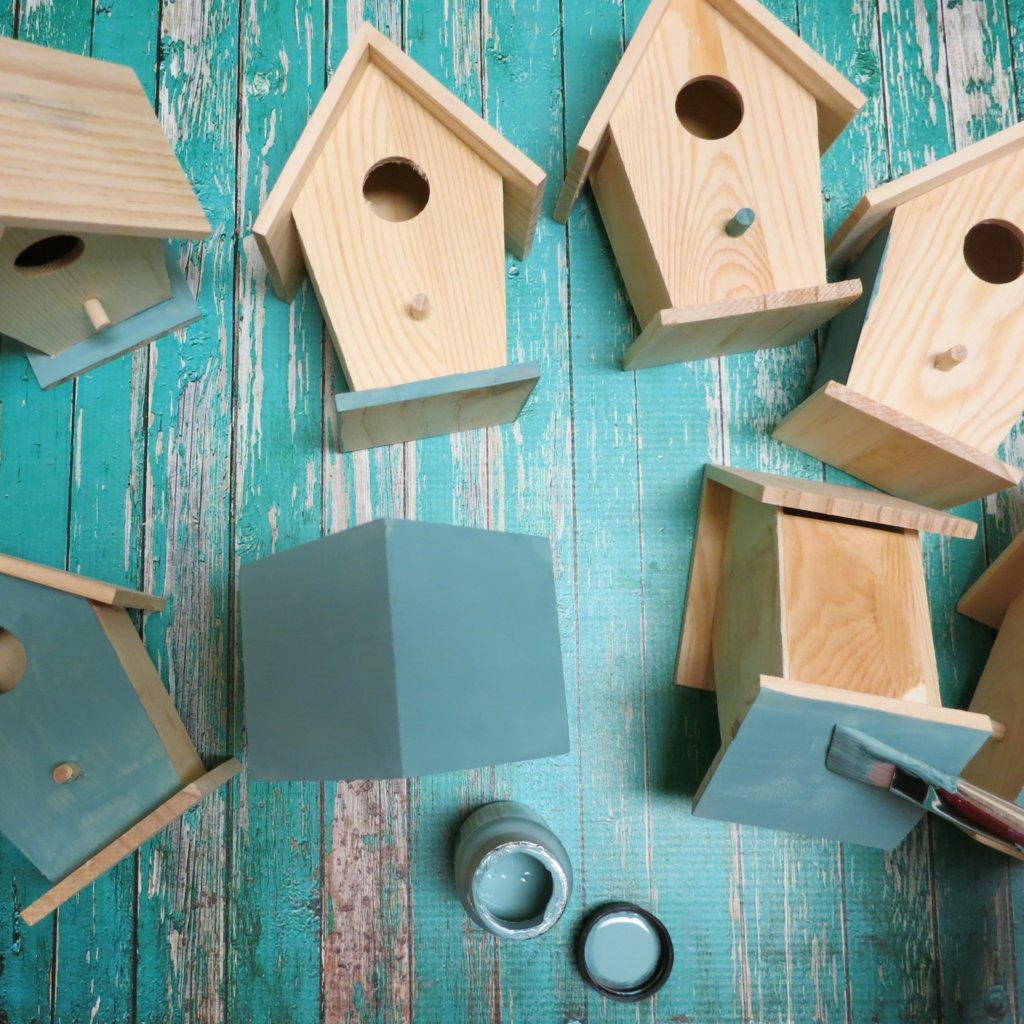 painted birdhouses for wreath