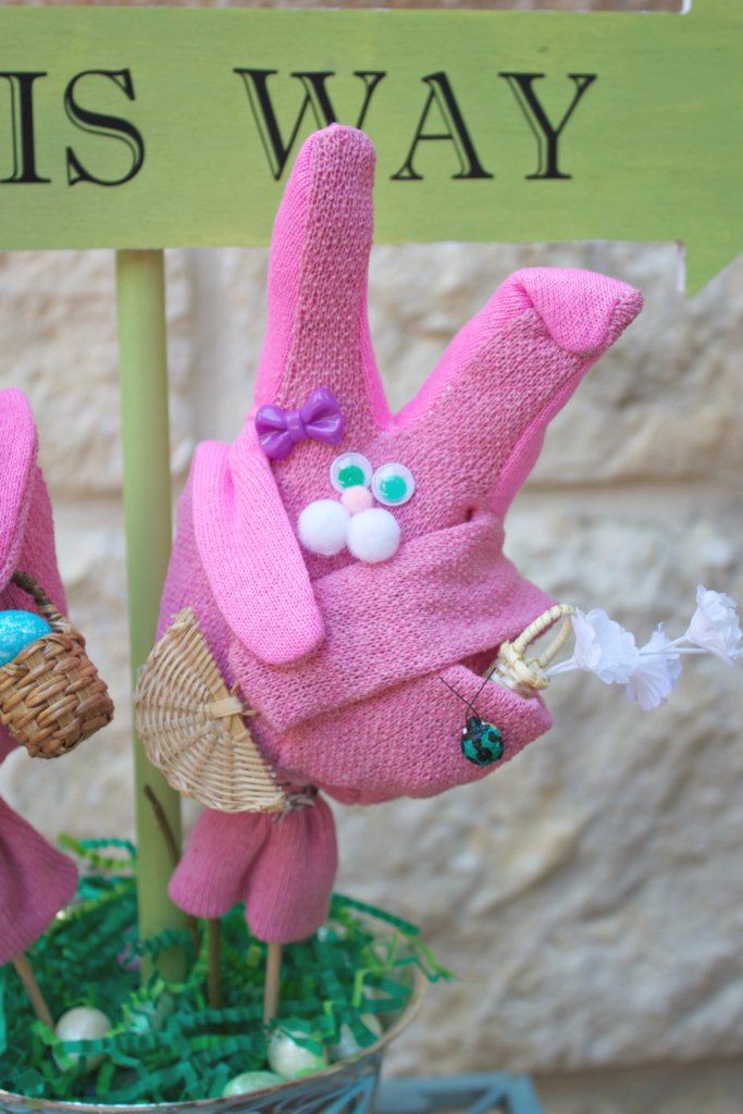 Make a garden glove bunny to liven up your decor with this Easter.  Learn how to turn a glove into a cute garden bunny to decorate with.