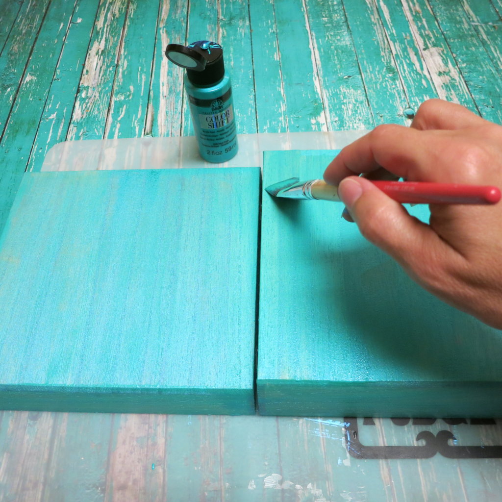 paint box with color shift paint
