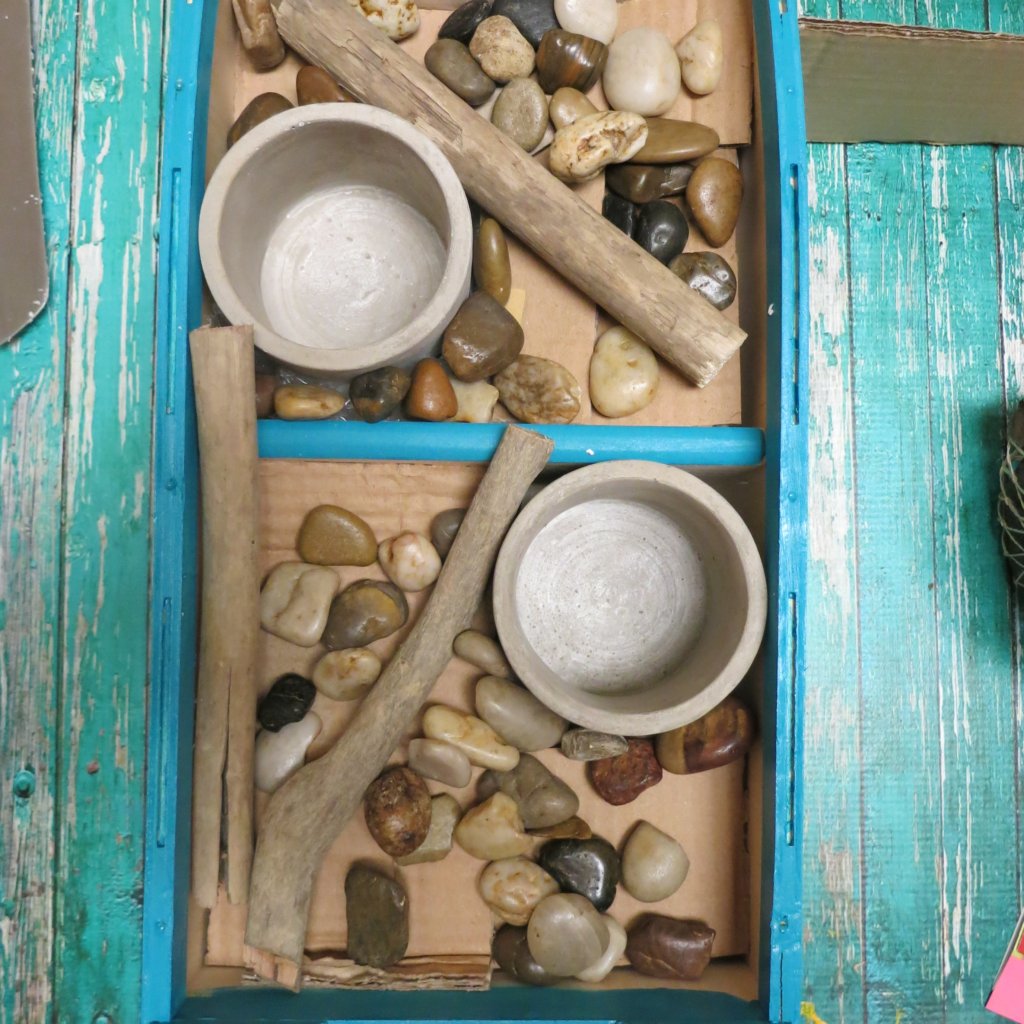 Boat Planter DIY:  Nautical Decor Tutorial