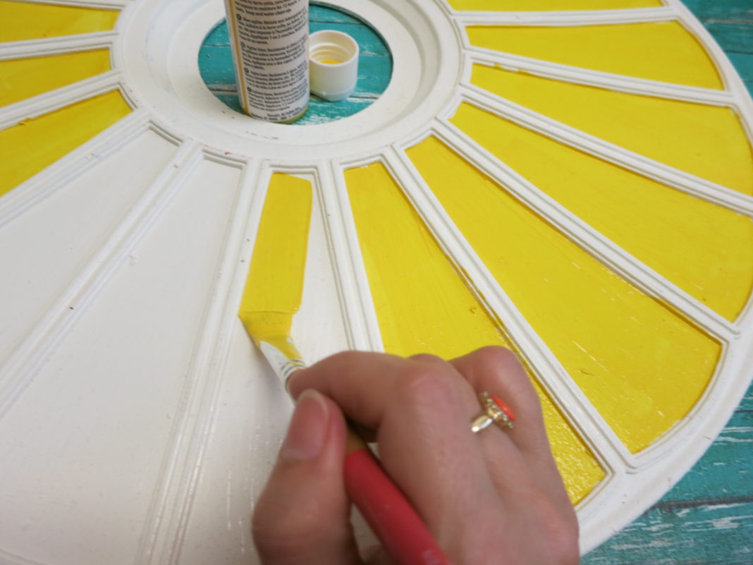 paint ceiling medallion