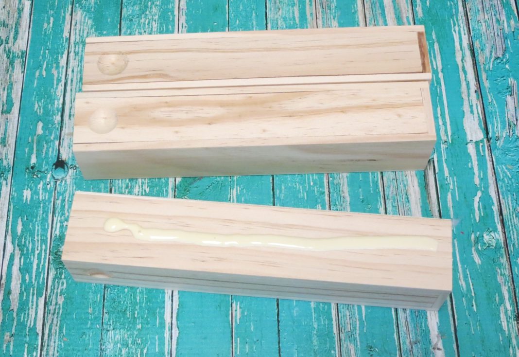 wood glue on pencil boxes