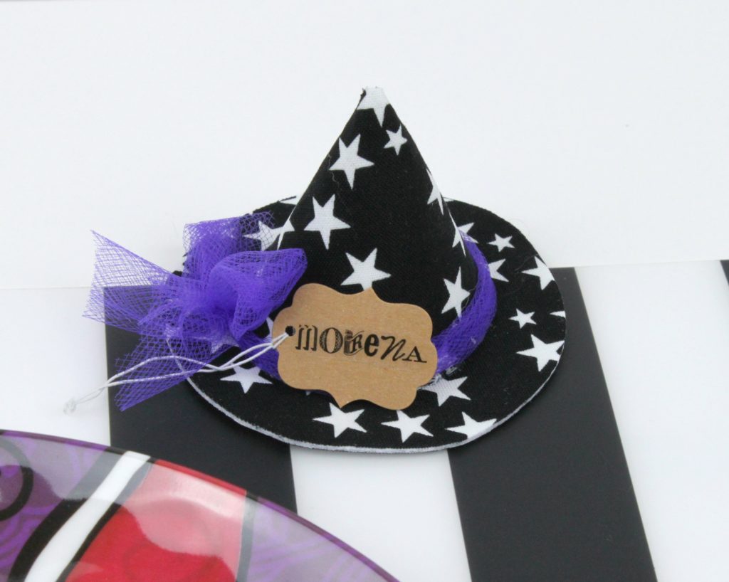 Learn how to add some fun Halloween and fall table decor to your place setting!