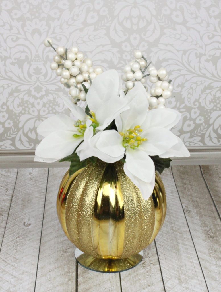 ornament centerpiece decor