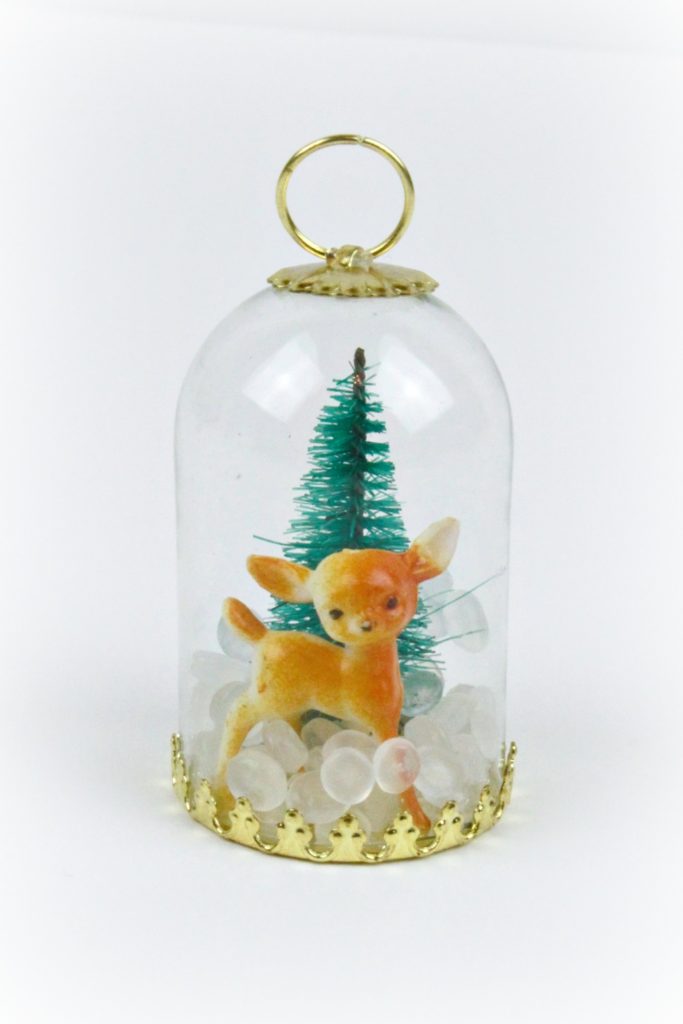 Here are three miniature snow globe projects that took less than an hour to make all together. Once you start it is hard to stop!