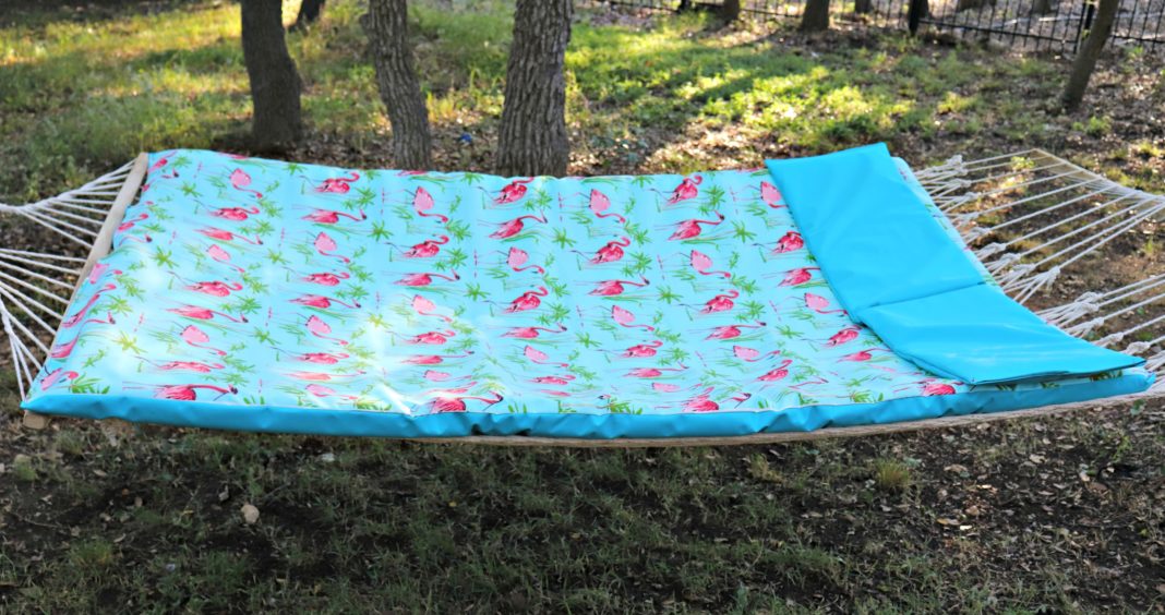 Hammock Cushion Tutorial: Lounge in Comfort