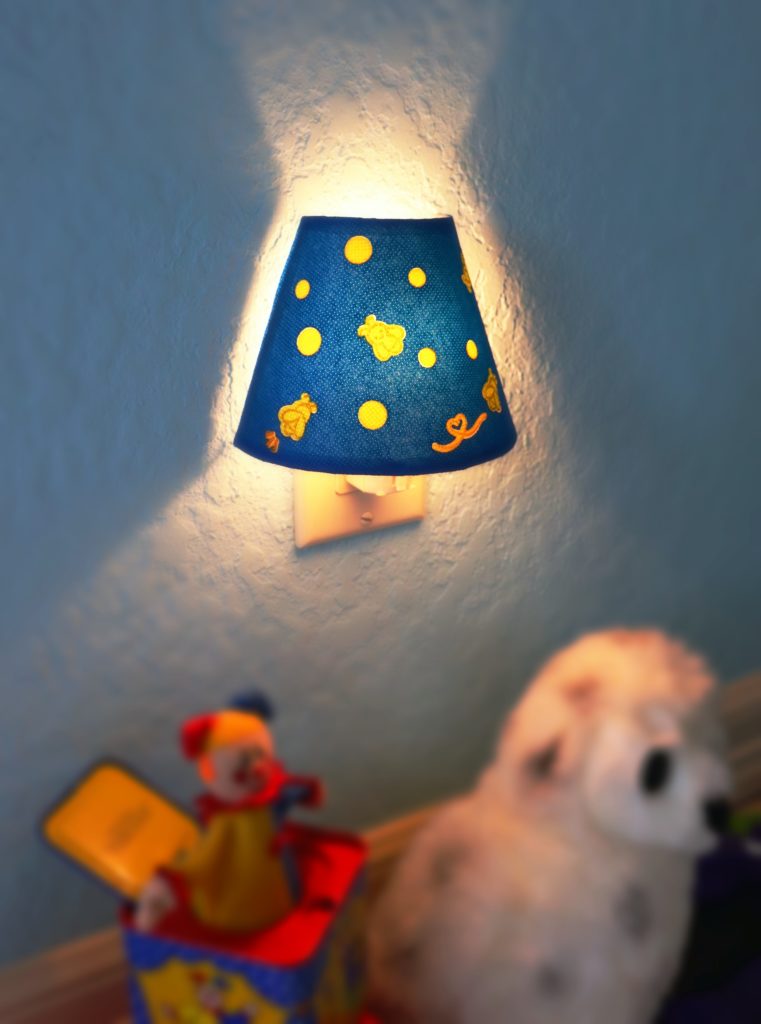 Make a firefly night light in no time!