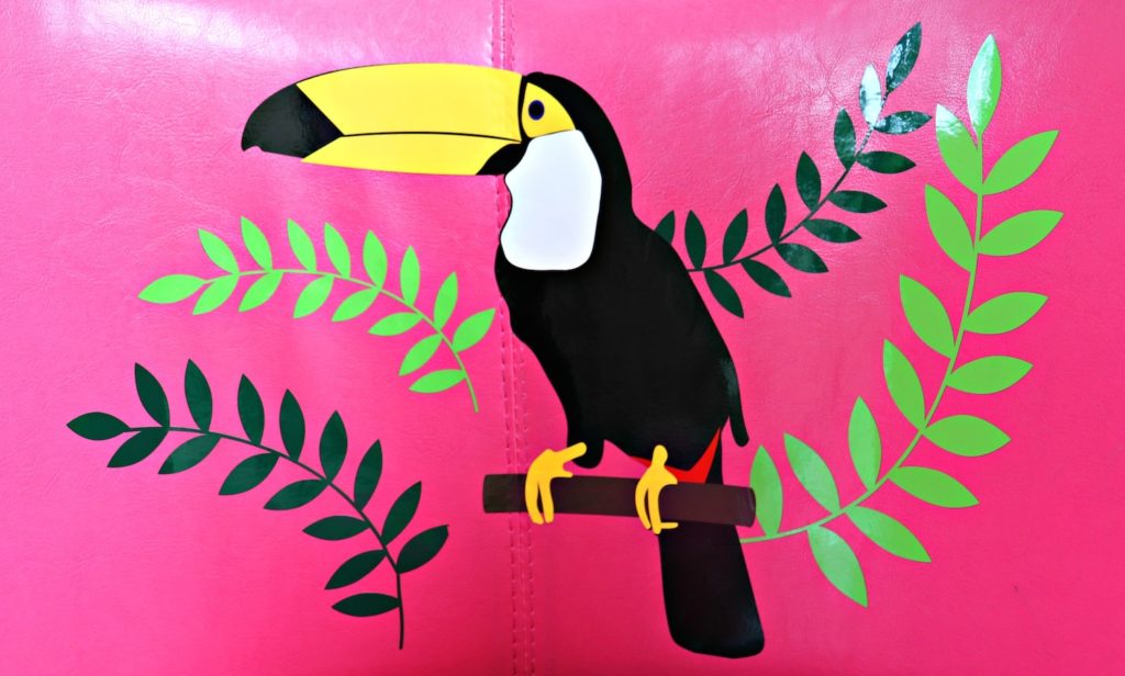 Vinyl Toucan Chair Tutorial: Fun Summer Seat