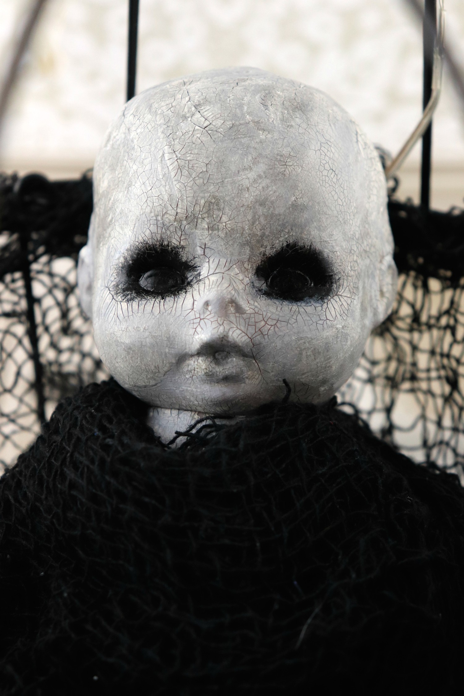 Creepy Doll Light DIY