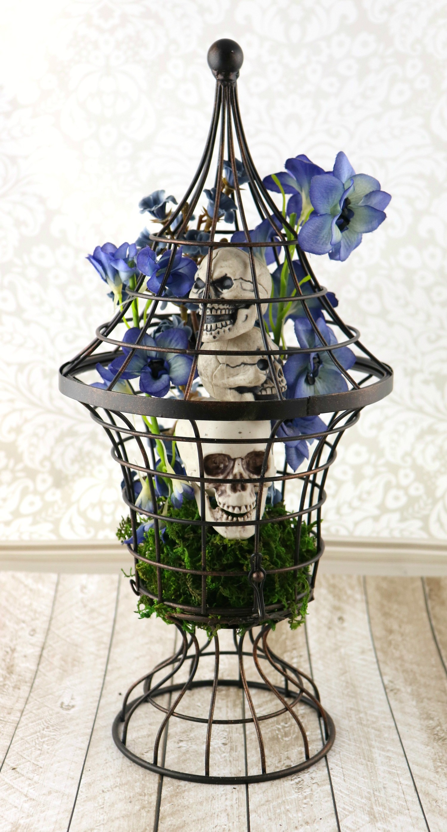 skulls and flowers decor