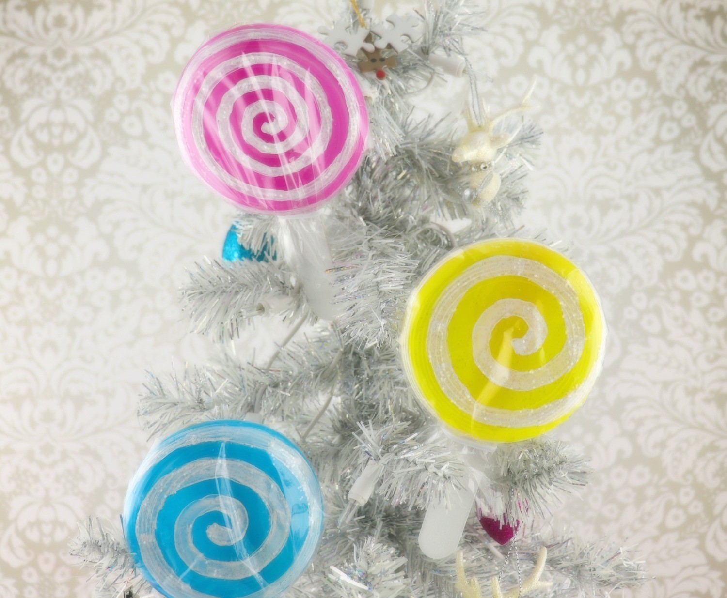 Lollipop Decor DIY: 12 Days of Crafts