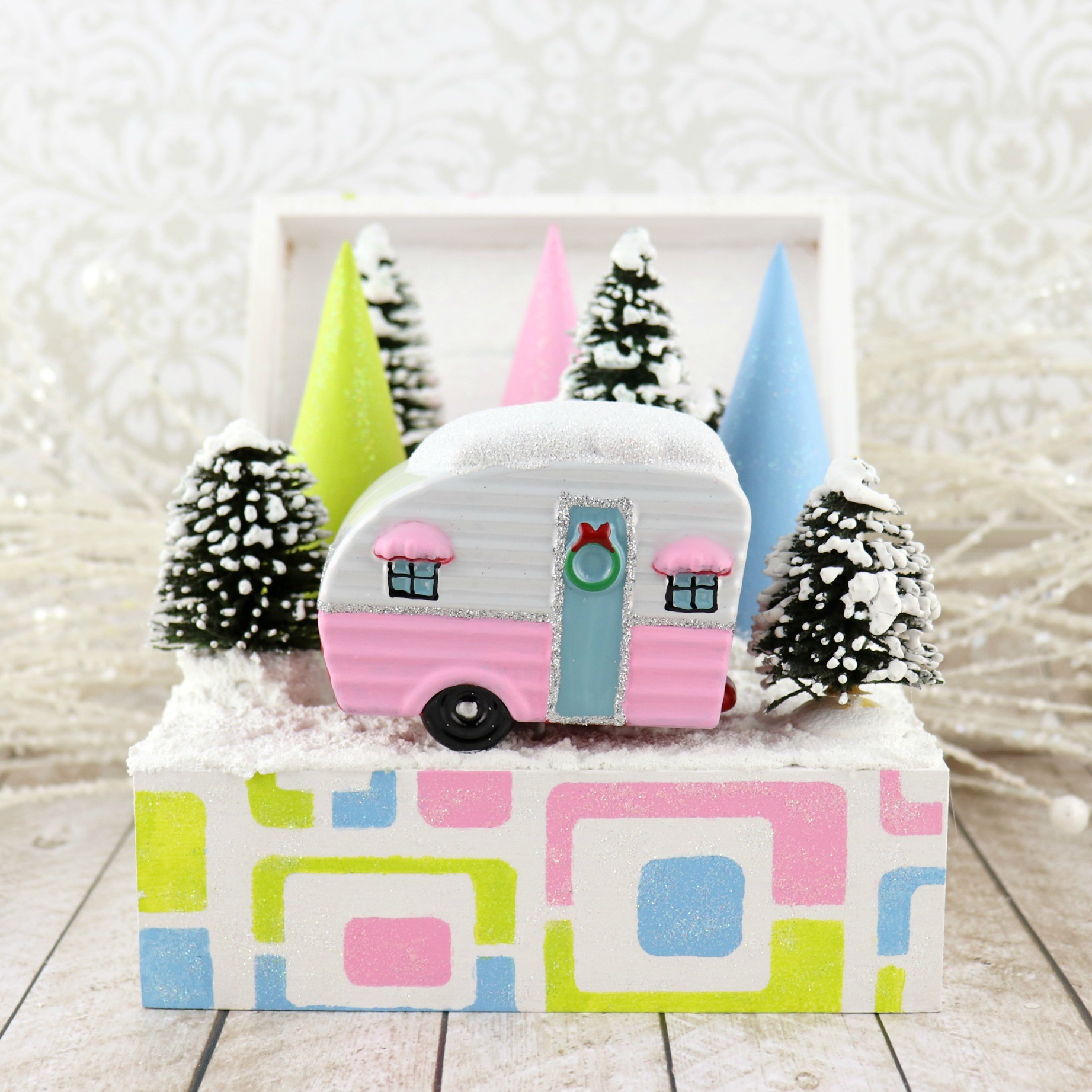 Retro Christmas Diorama DIY