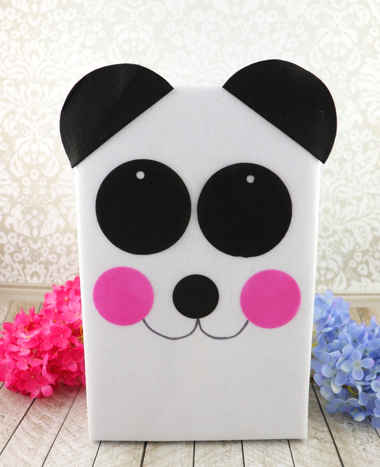 panda valentine holder