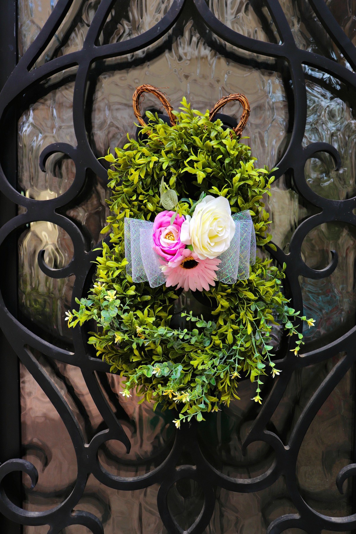 Easter Bunny Wreath Tutorial: Spring Decor DIY