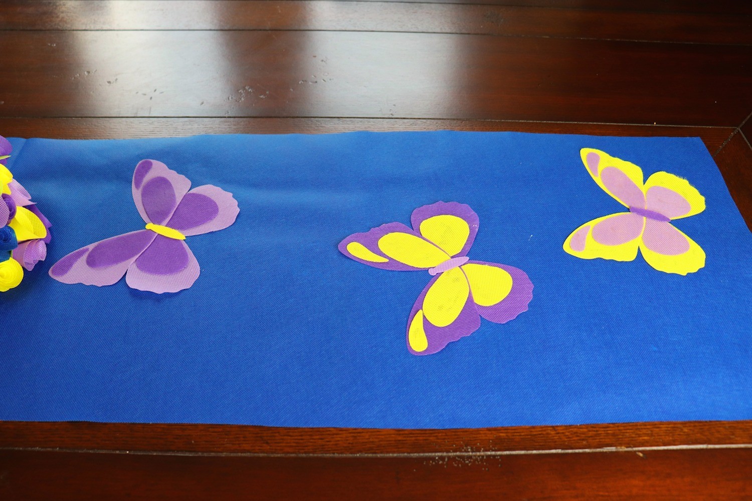 DIY butterfly table runner