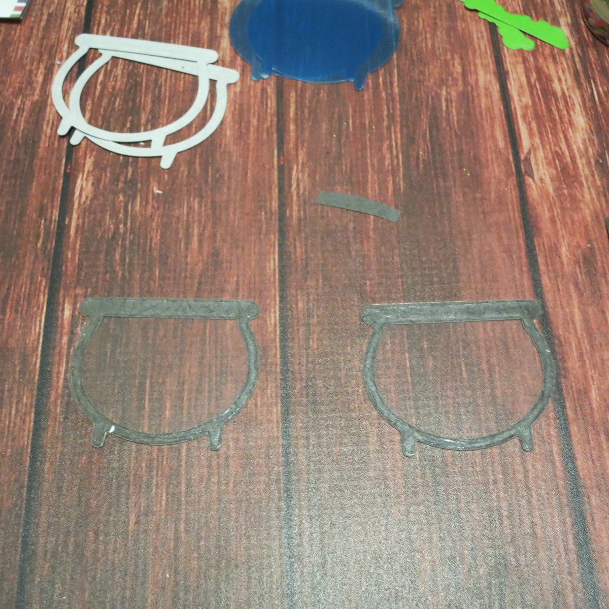 how to make glasses for Halloween