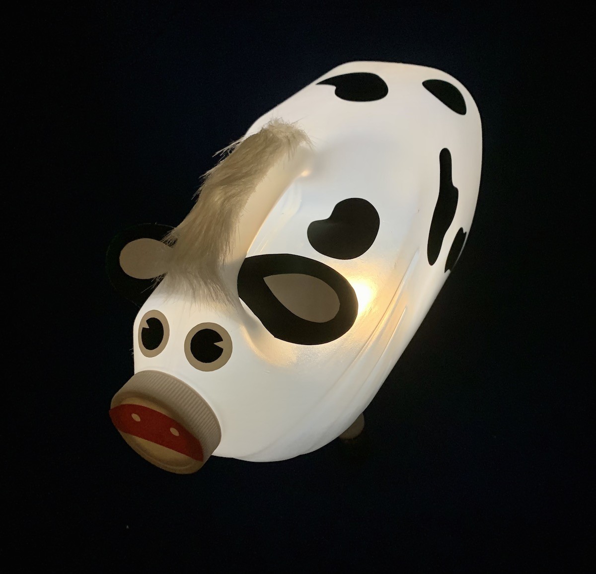 make a DIY cow lamp