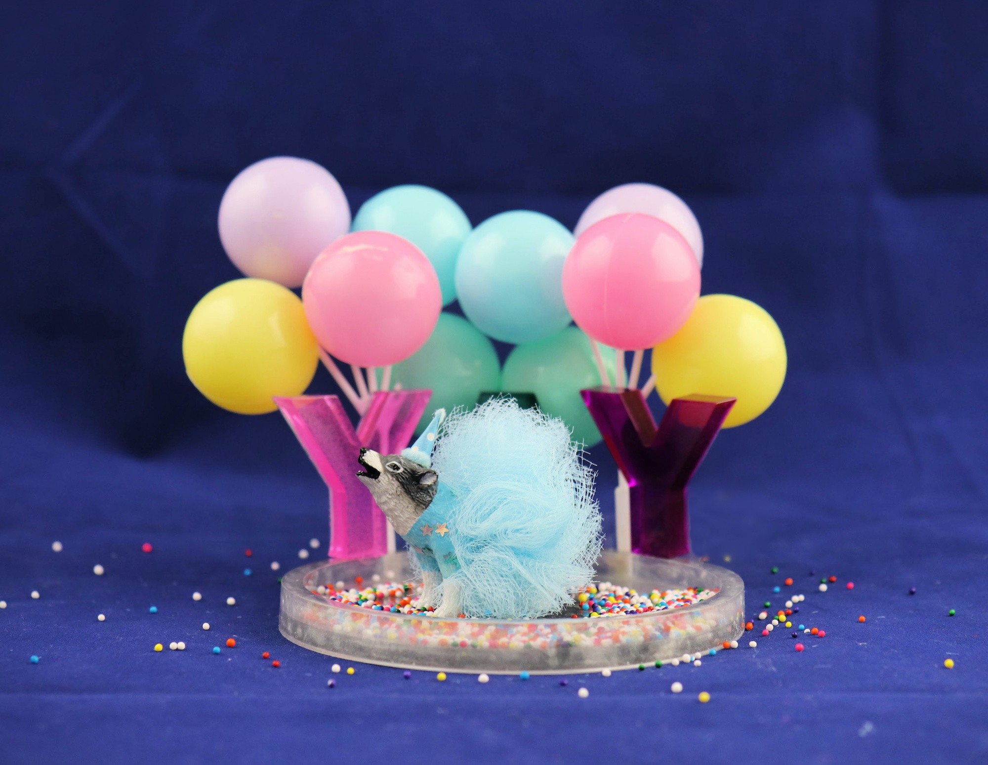 DIY resin cake topper