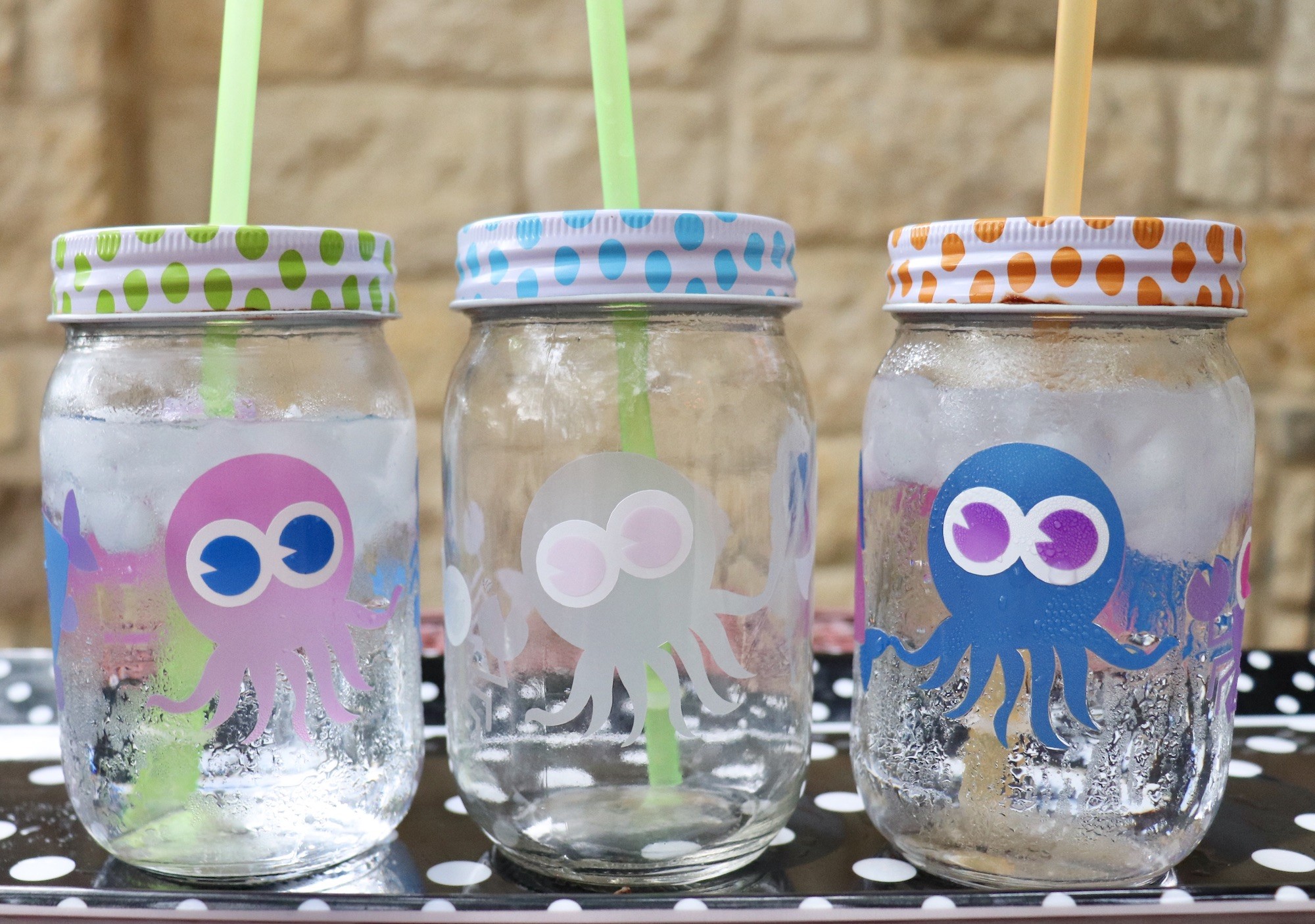 Color Changing Vinyl Cups for Summer