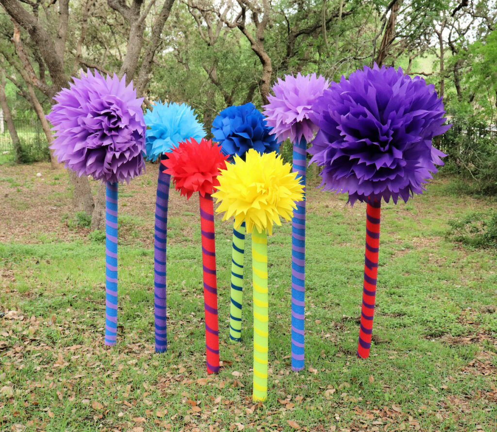 Make Truffula Trees using Oly-Fun Fabric - Morena's Corner