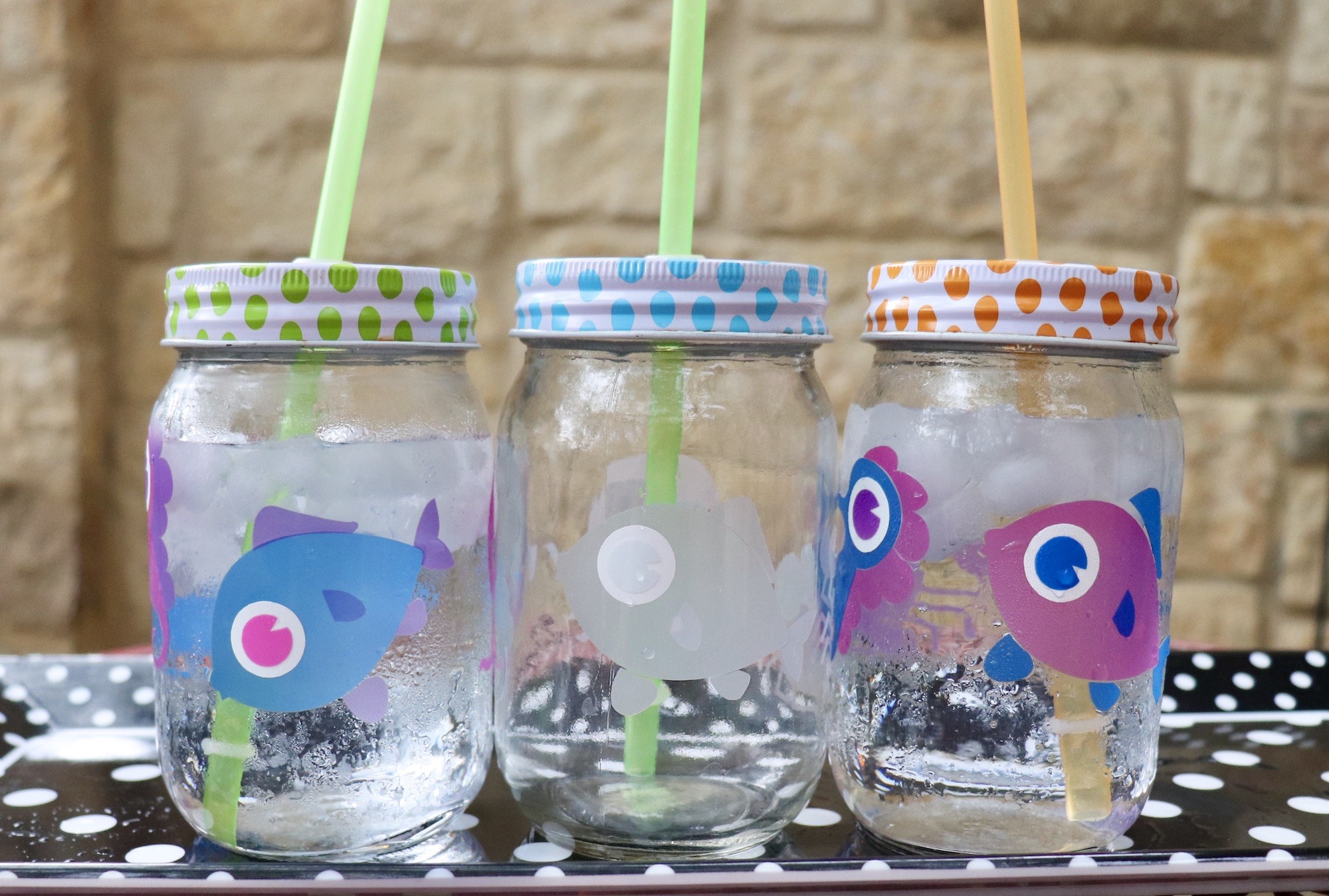 mason jar cups with vinyl