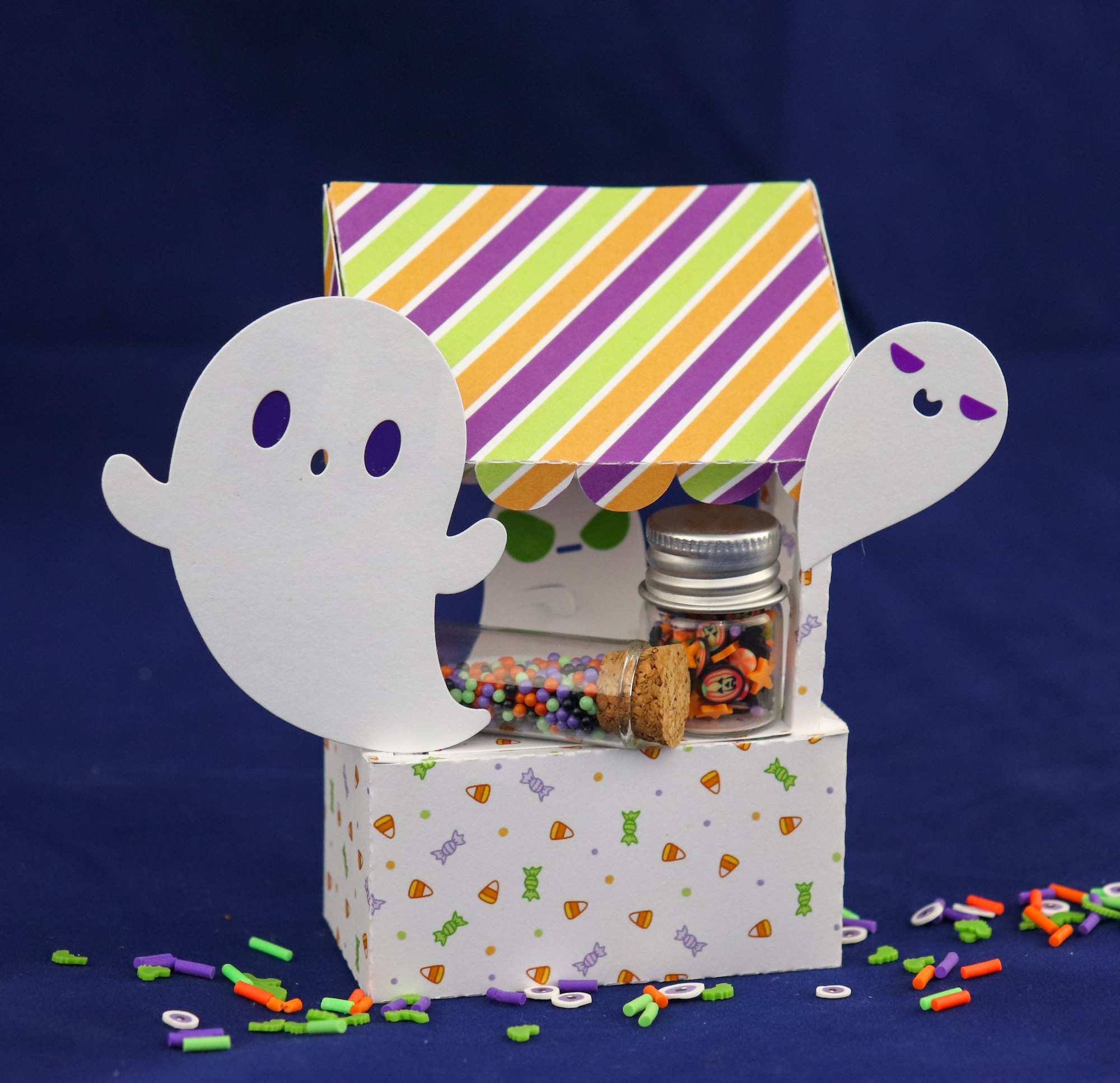 paper halloween decor