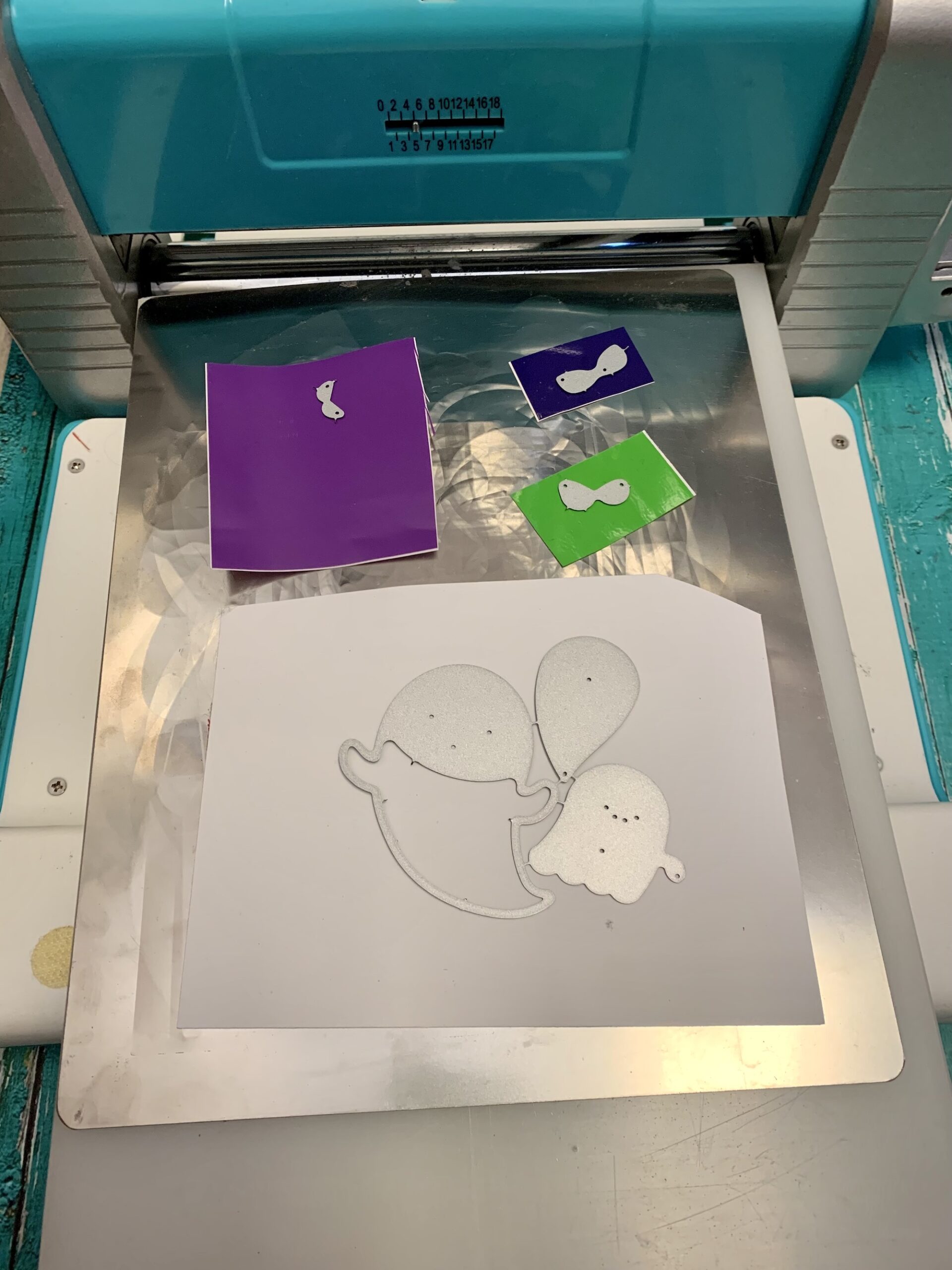 die cut ghosts