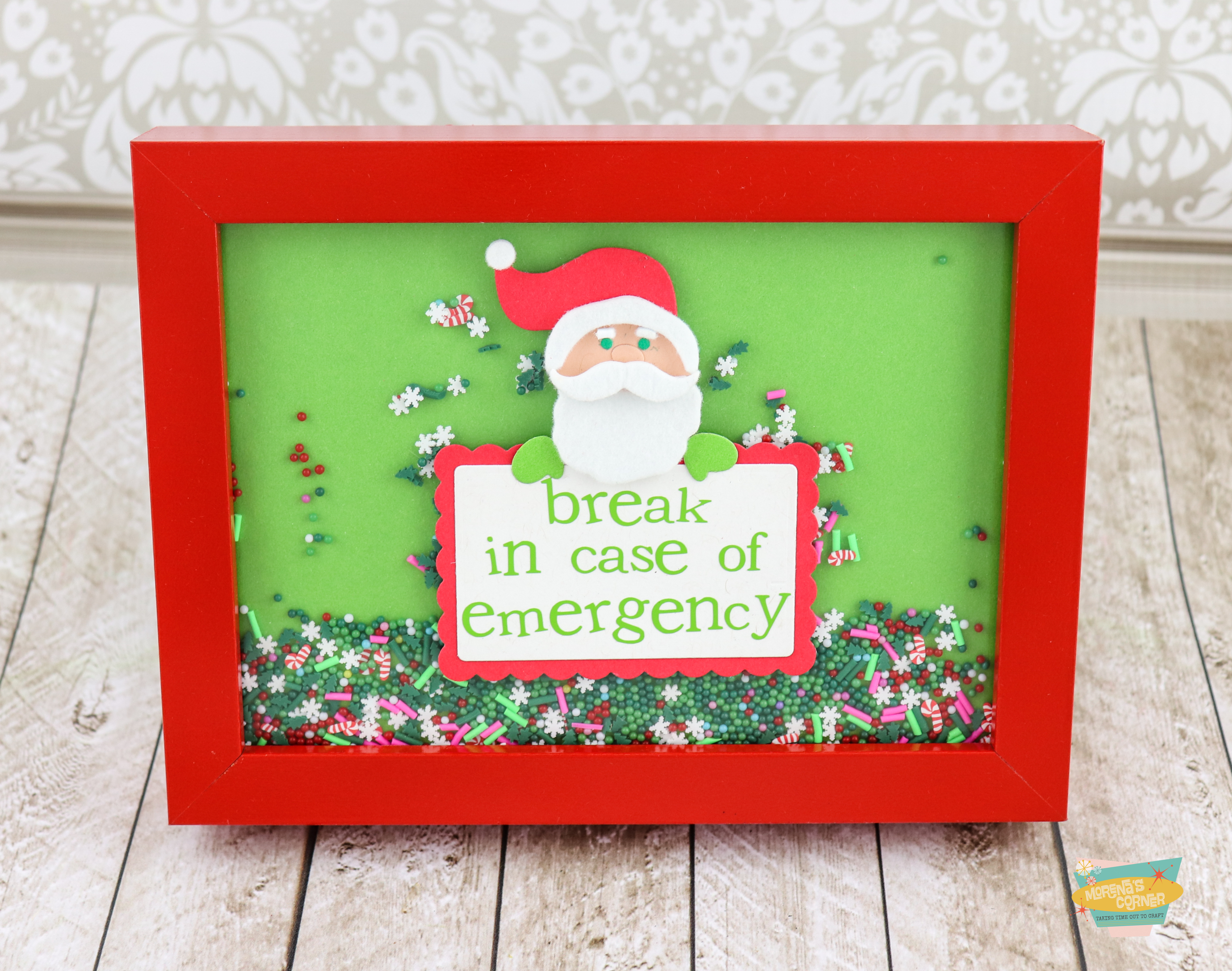 santa shaker frame decor