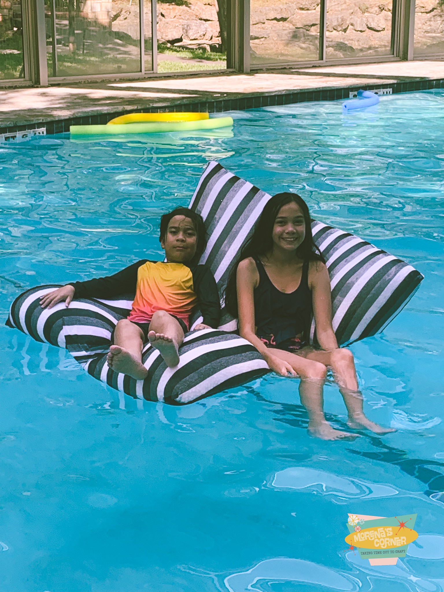 DIY pool float