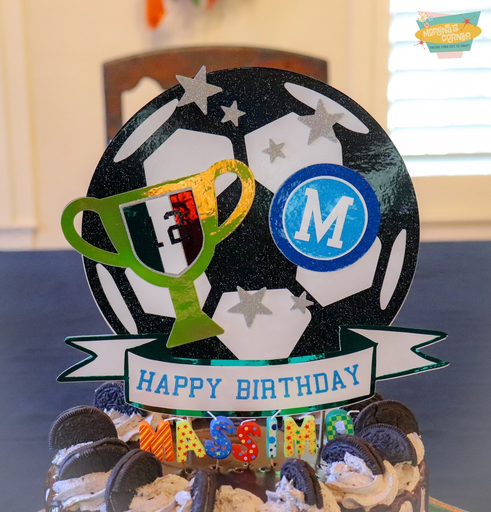 cake topper made with vinyl