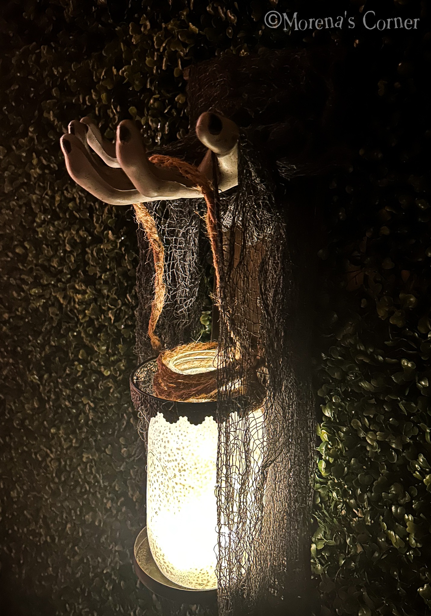 Spooky DIY Halloween Sconce Tutorial: Haunted House Decor