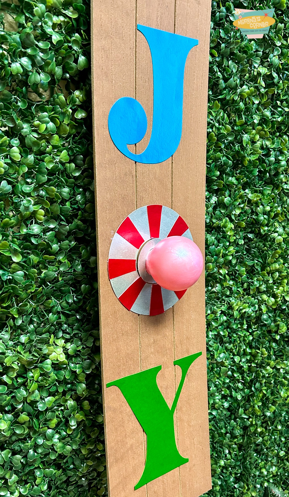 side view of DIY sign