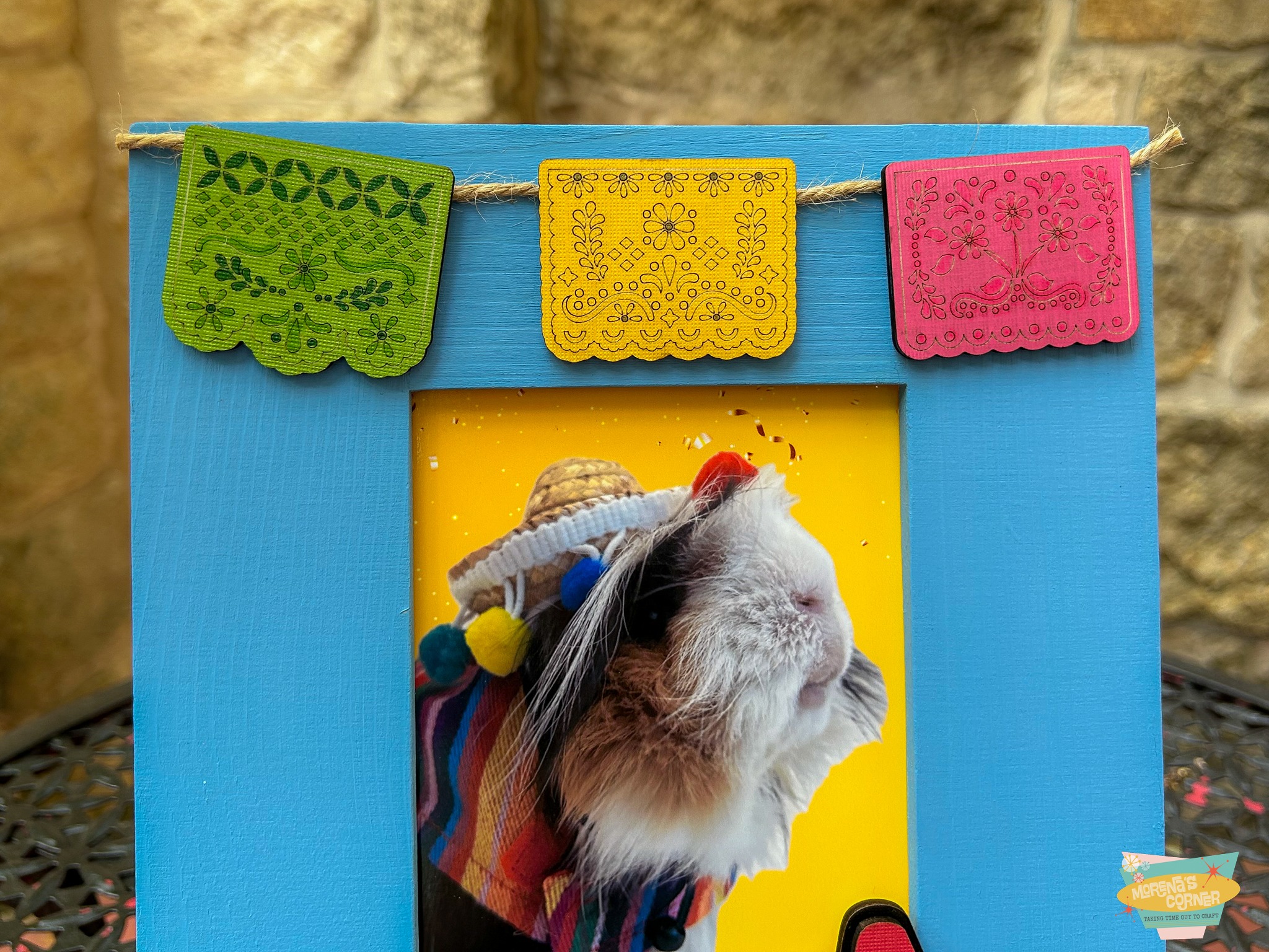 cute fiesta frame pinata tutorial