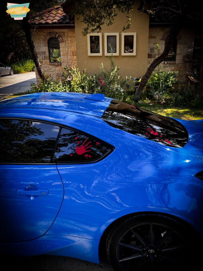 decorate car with vinyl